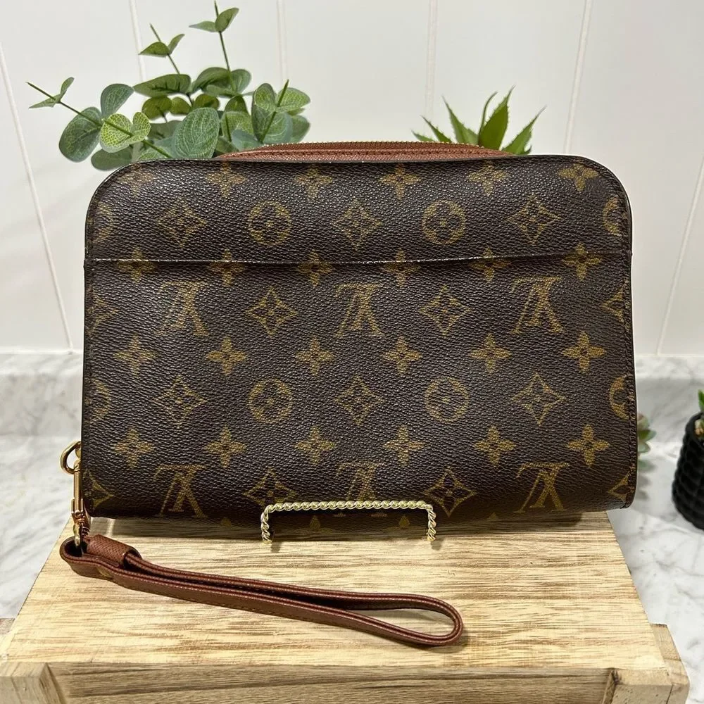 🌻 Louis Vuitton Monogram Pochette Orsay Clutch Hand Bag /2M7227